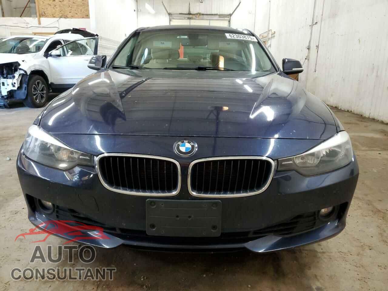 BMW 3 SERIES 2013 - WBA3B3C58DF542348