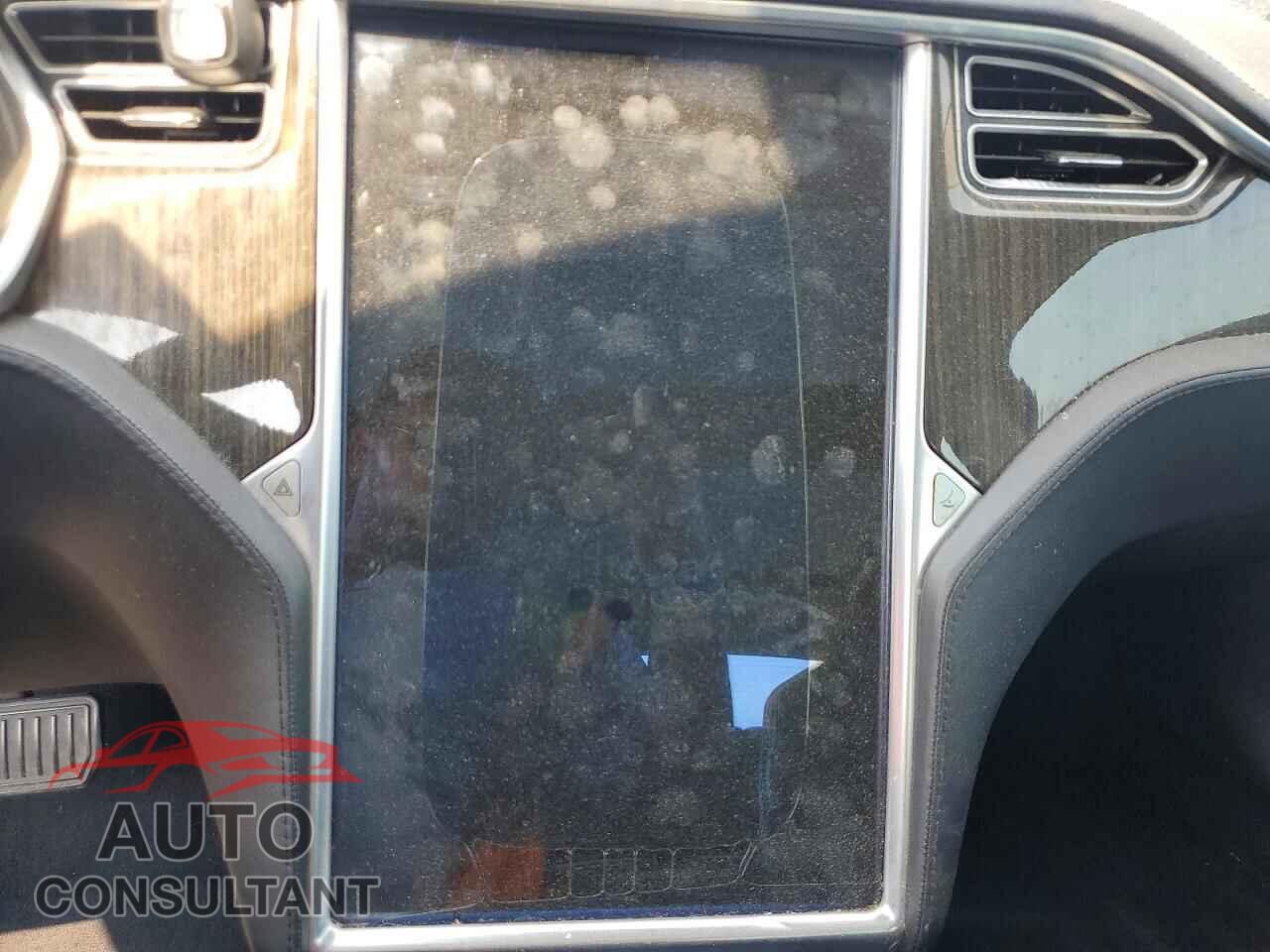 TESLA MODEL S 2013 - 5YJSA1DN0DFP18656