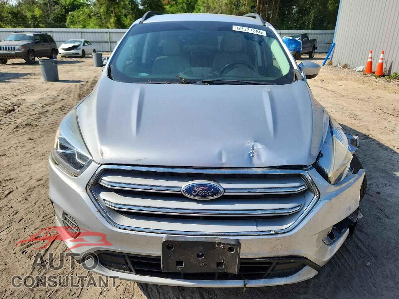 FORD ESCAPE 2018 - 1FMCU0HD6JUD61490