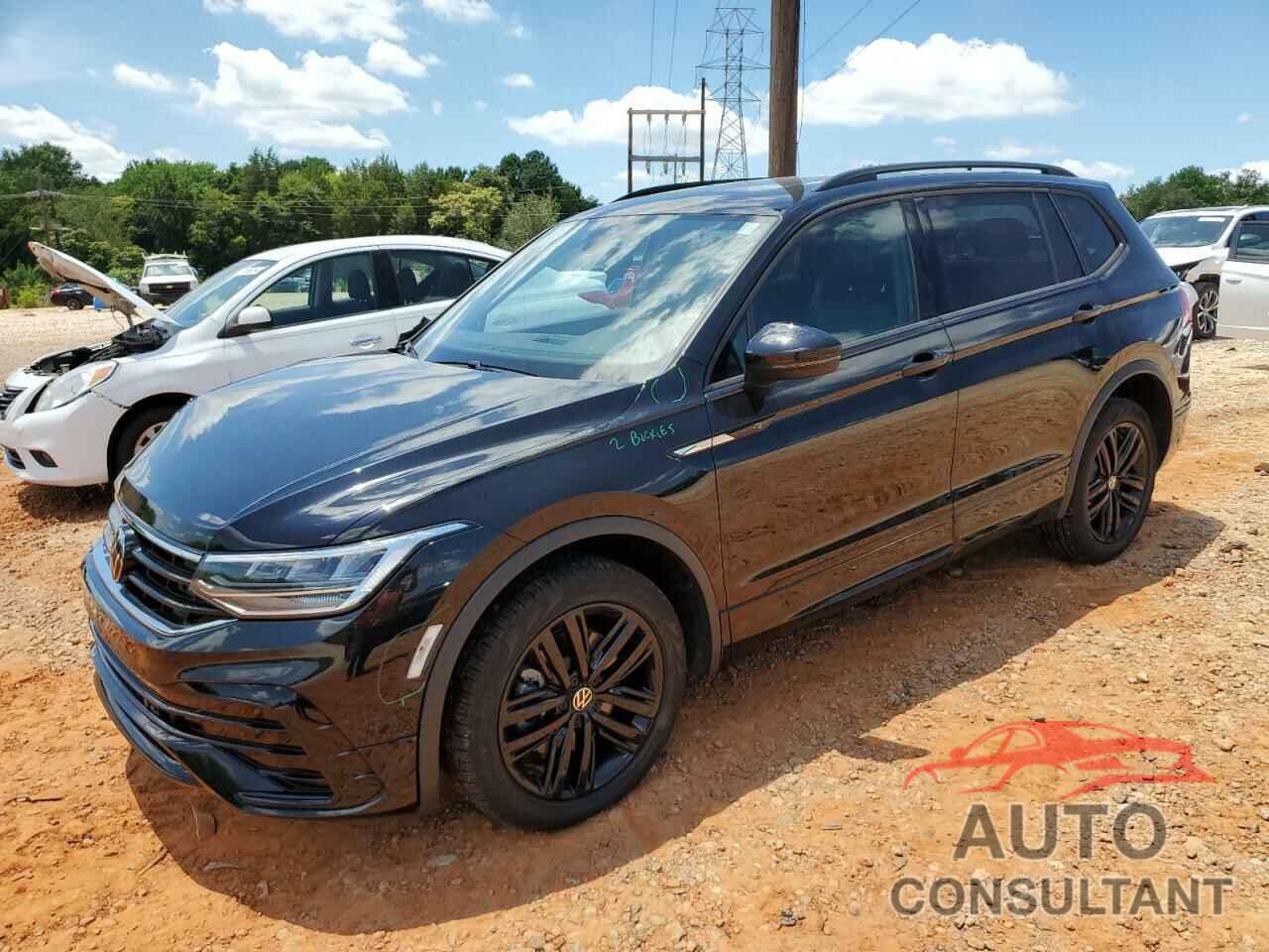 VOLKSWAGEN TIGUAN 2022 - 3VV8B7AX9NM119284