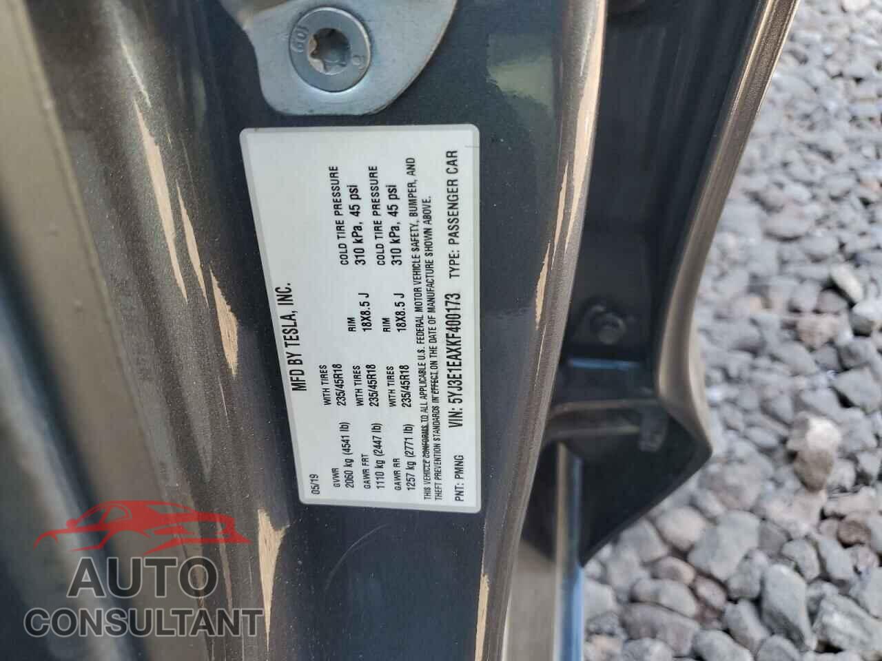 TESLA MODEL 3 2019 - 5YJ3E1EAXKF400173