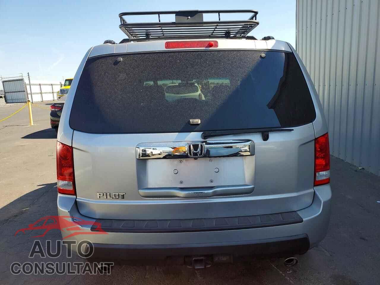HONDA PILOT 2011 - 5FNYF3H78BB005813