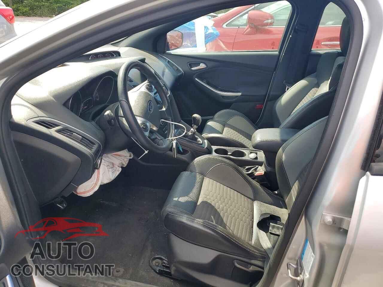 FORD FOCUS 2014 - 1FADP3L90EL251489