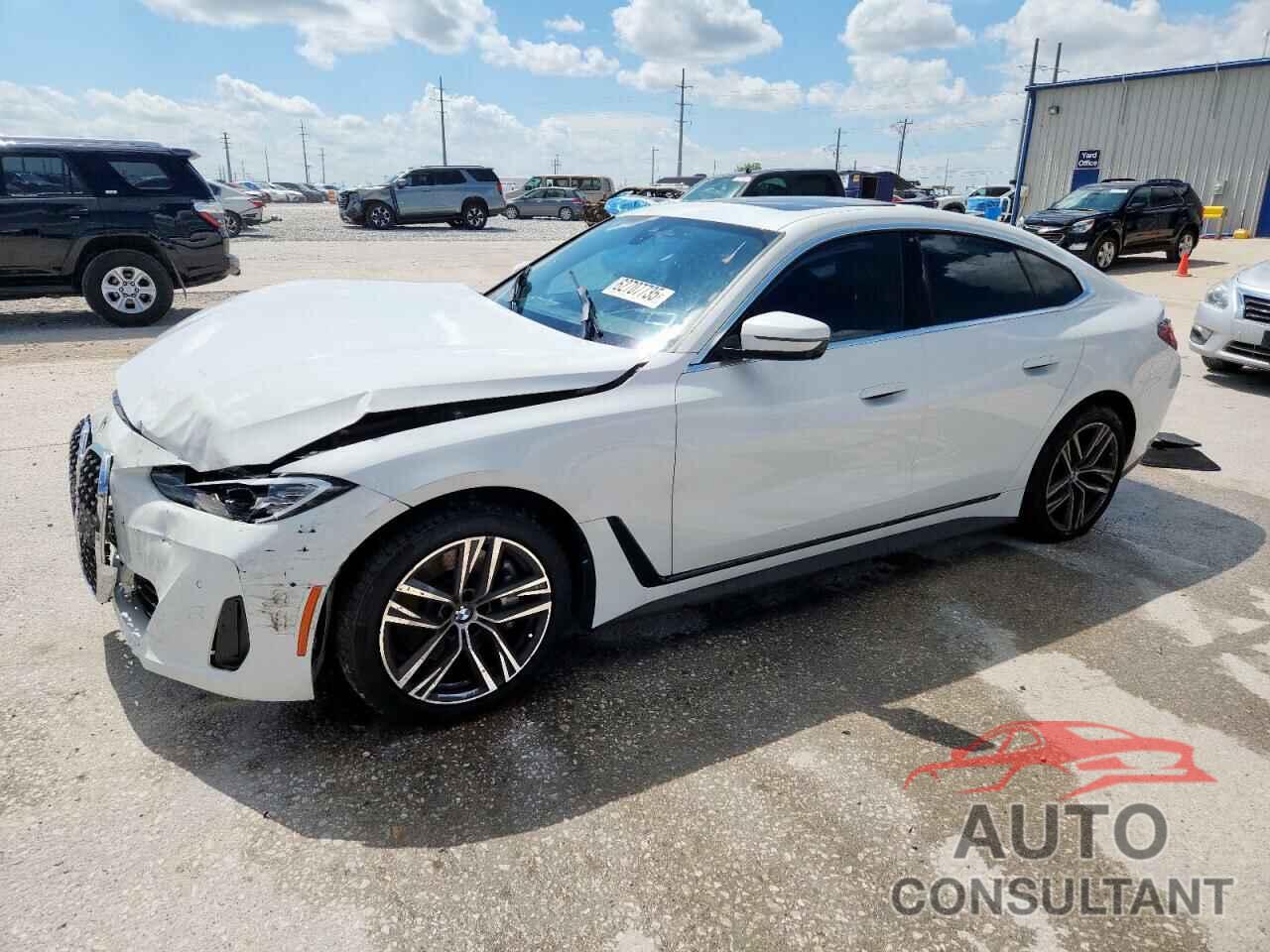 BMW 4 SERIES 2022 - WBA63AV09NFM28411
