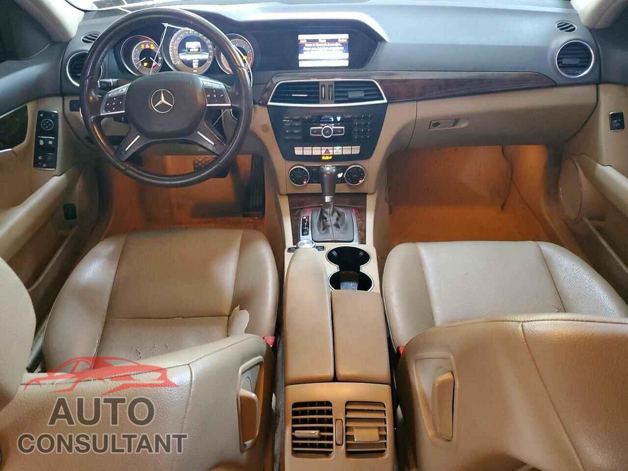 MERCEDES-BENZ C-CLASS 2013 - WDDGF8AB0DA857789