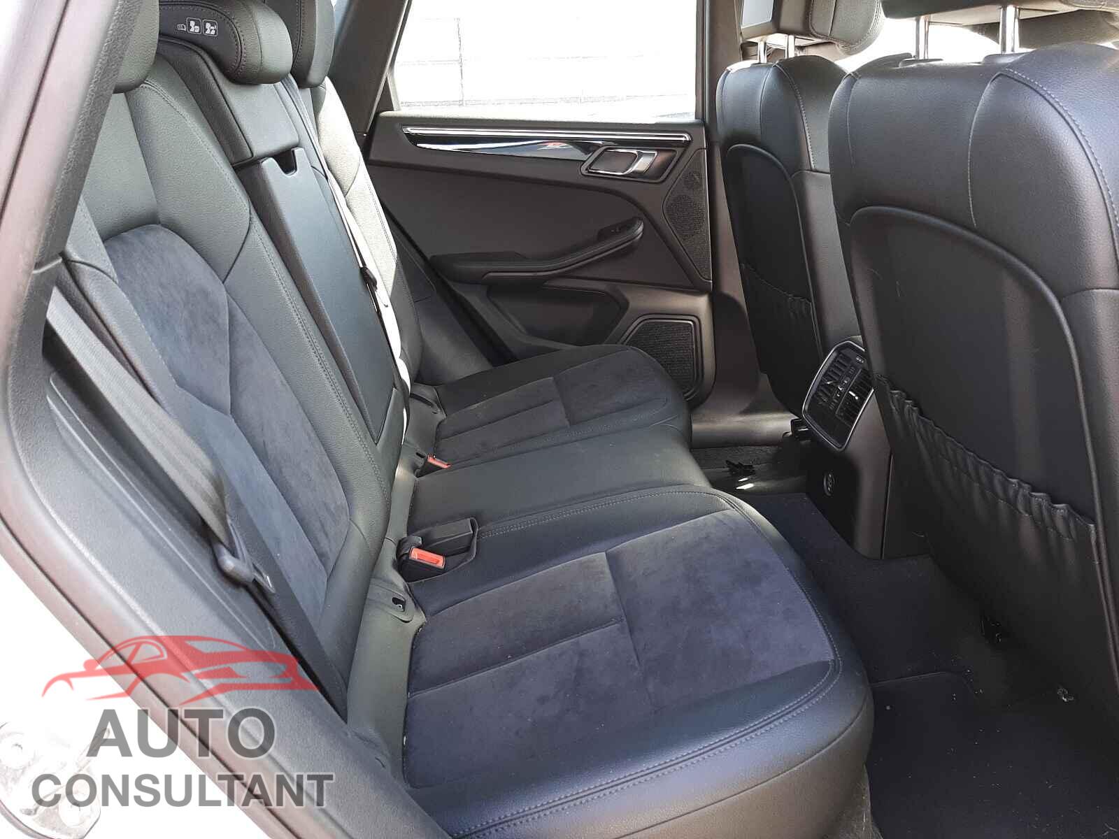 PORSCHE MACAN 2018 - WP1AA2A58JLB06234