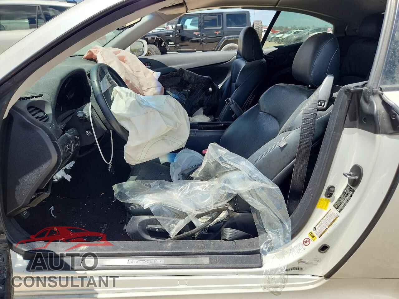 LEXUS IS 2012 - JTHFE2C26C2507383