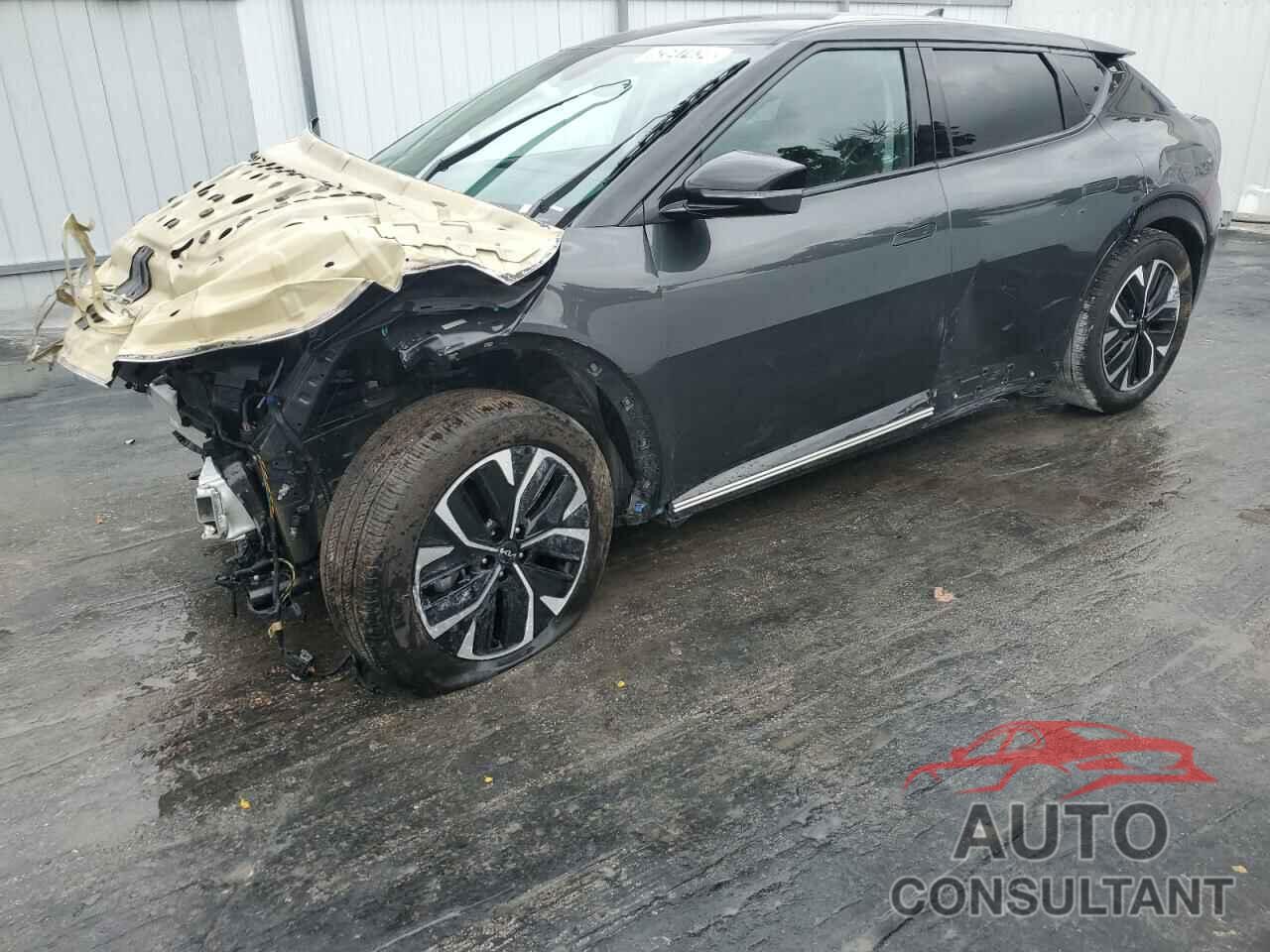 KIA EV6 LIGHT 2023 - KNDC34LA8P5610807