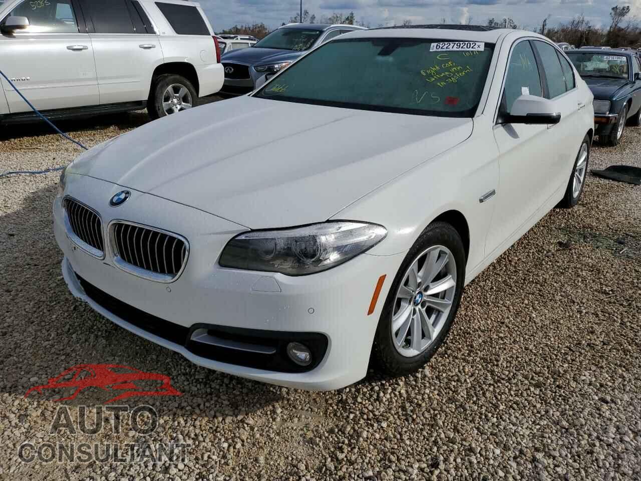 BMW 5 SERIES 2016 - WBA5A5C58GG351826
