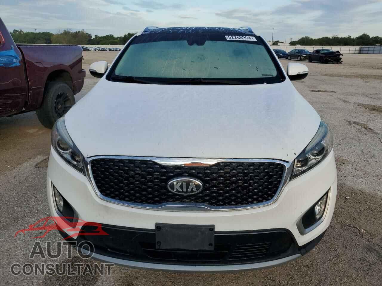 KIA SORENTO 2017 - 5XYPH4A52HG251021