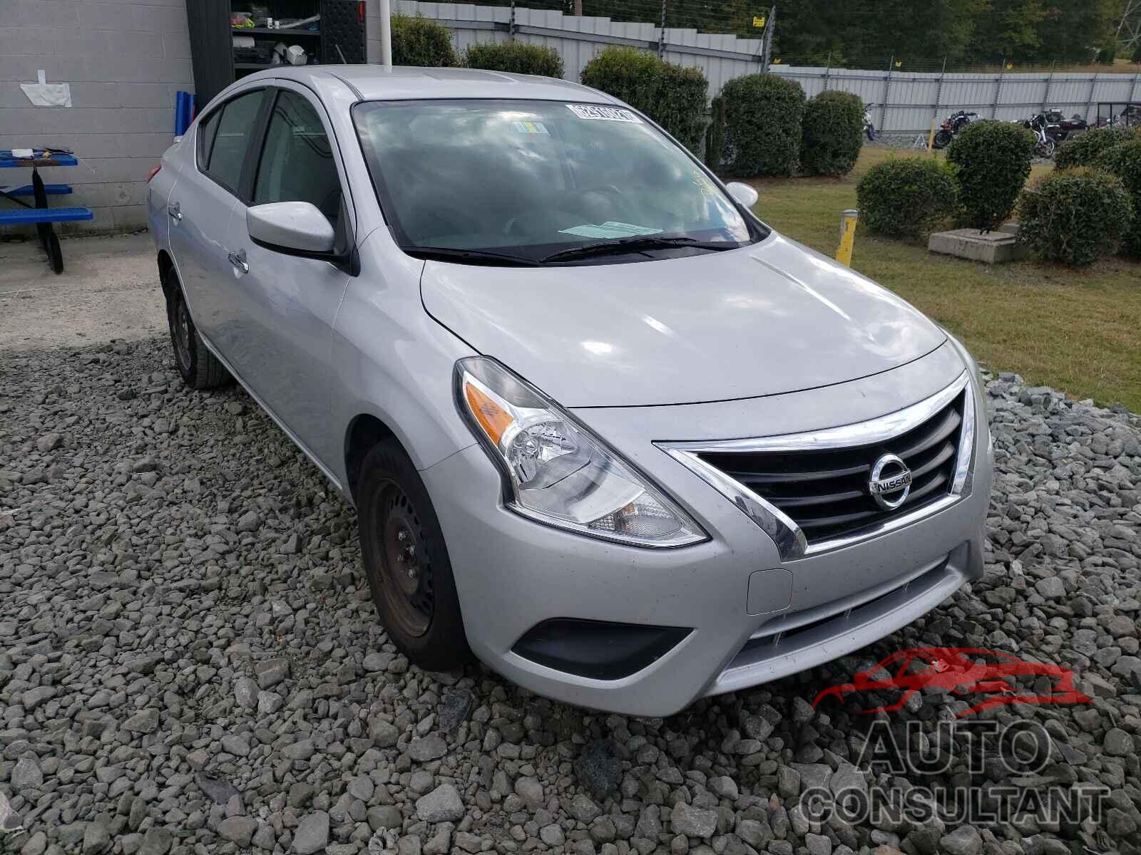 NISSAN VERSA 2019 - 3N1CN7AP5KL854638