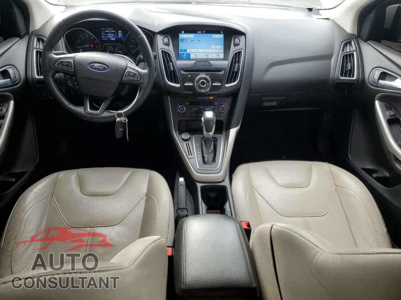 FORD FOCUS 2016 - 1FADP3N29GL290553