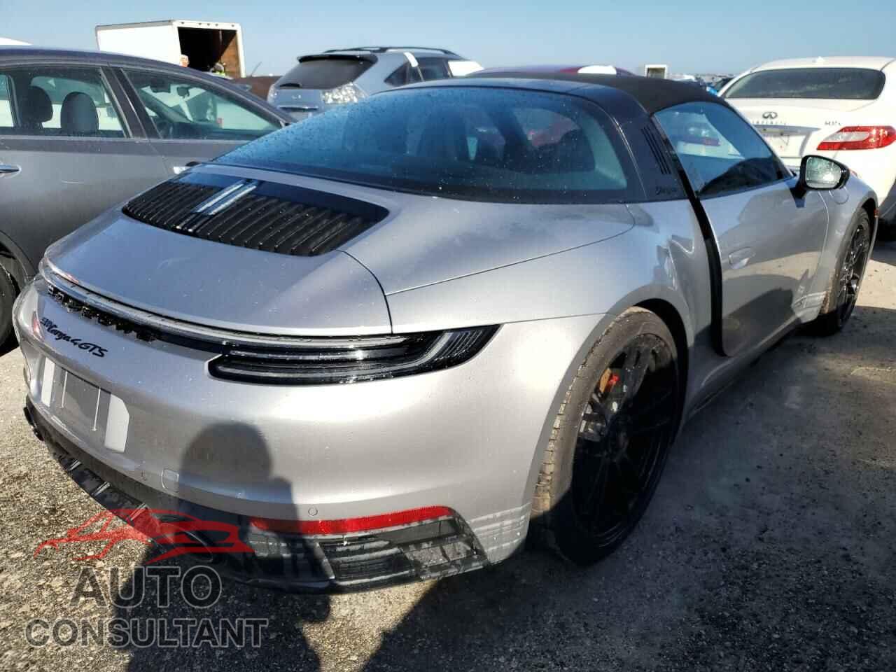 PORSCHE 911 2022 - WP0BB2A91NS231707