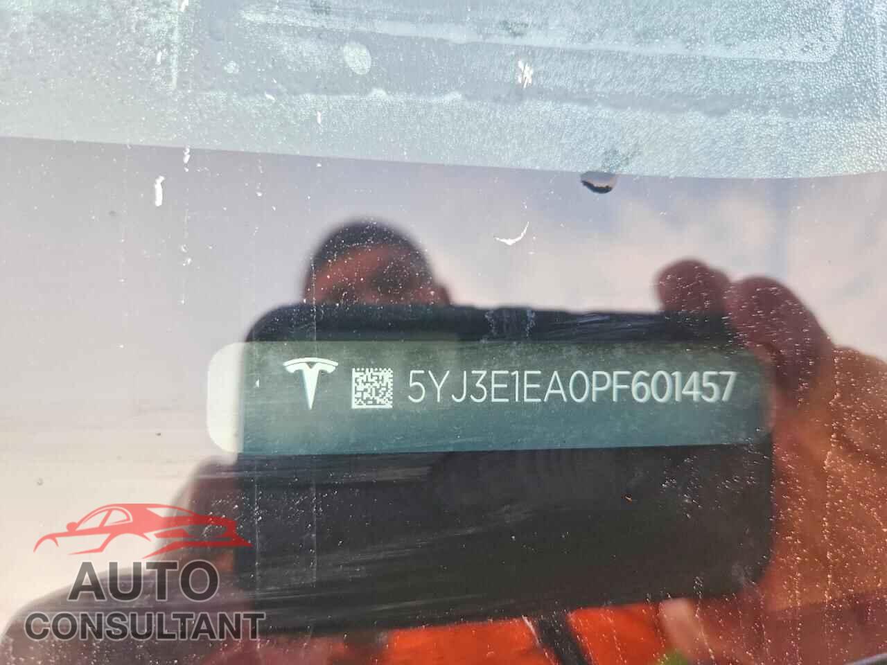 TESLA MODEL 3 2023 - 5YJ3E1EA0PF601457
