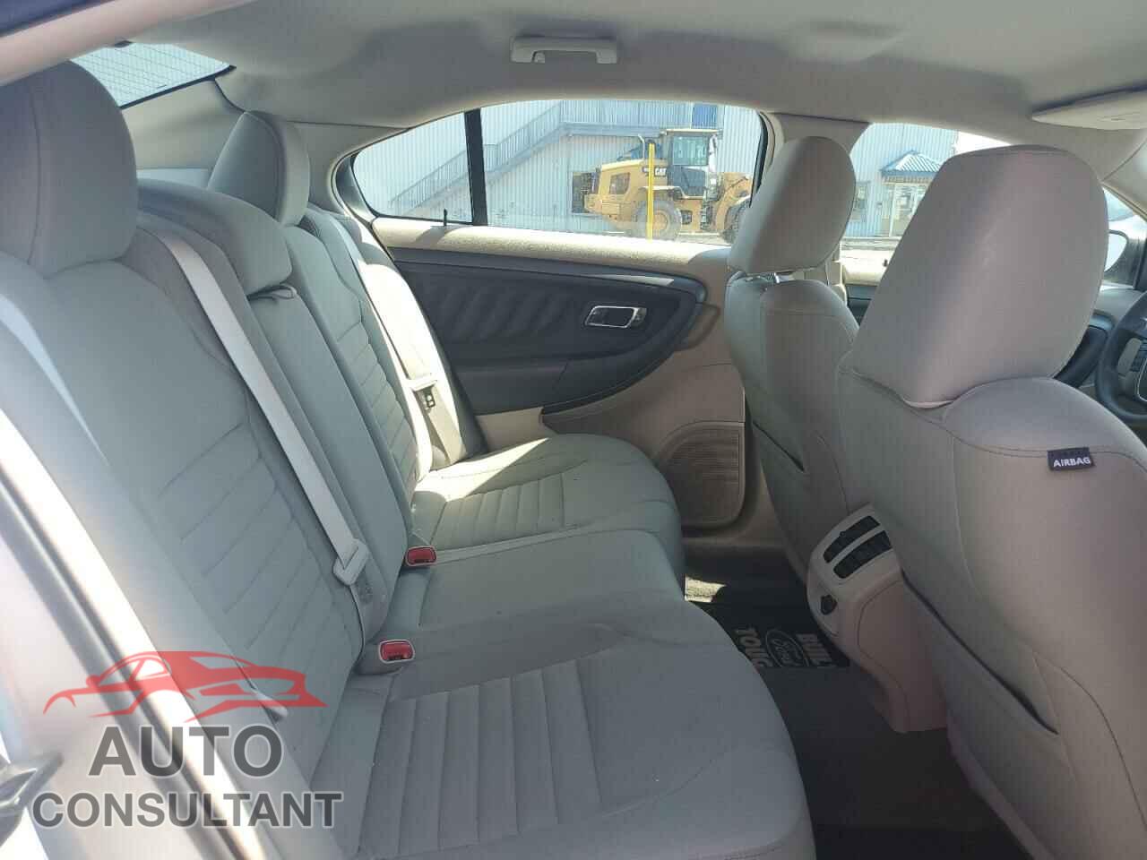 FORD TAURUS 2010 - 1FAHP2DW7AG158407
