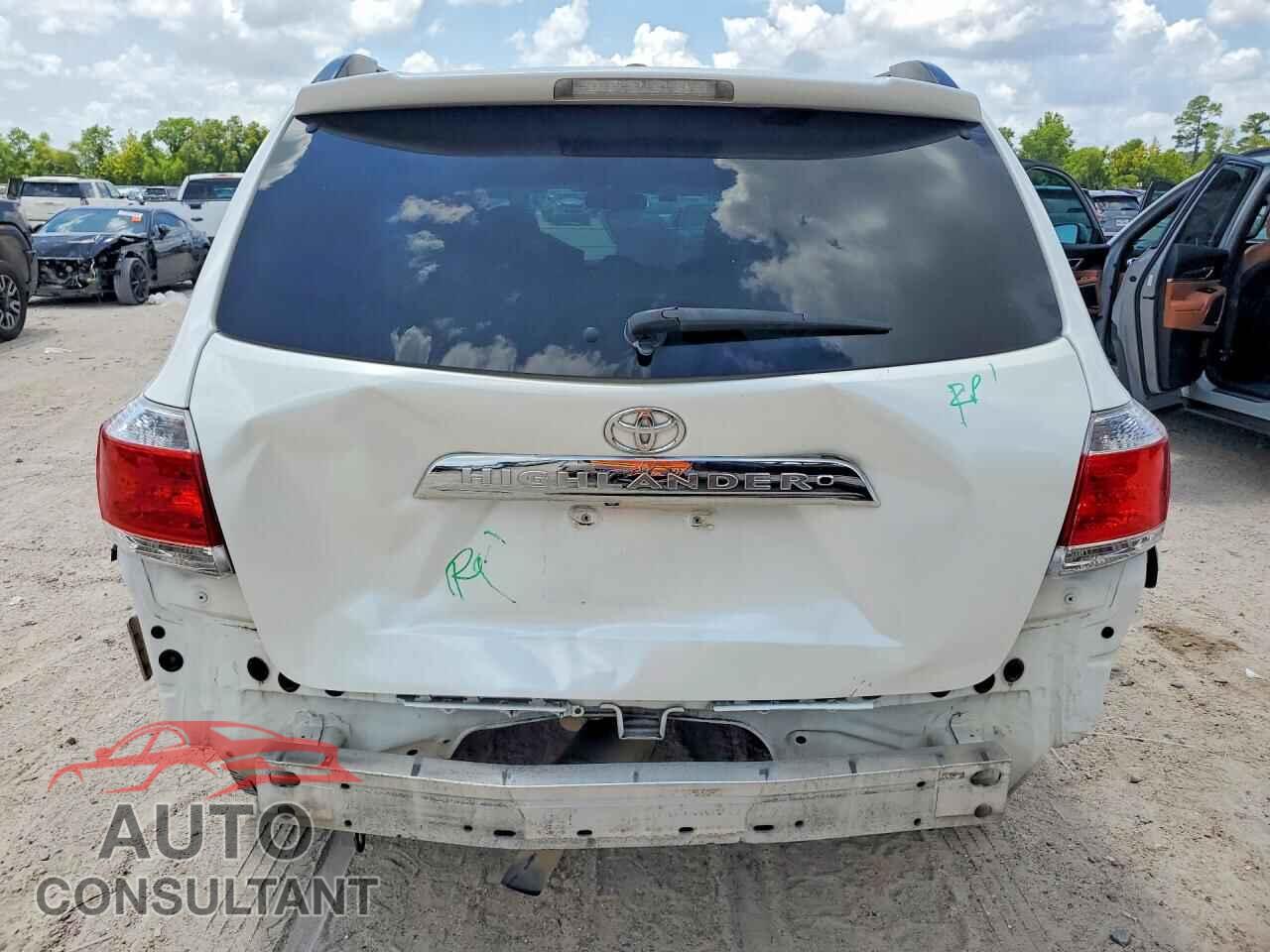 TOYOTA HIGHLANDER 2012 - 5TDZA3EH5CS019214
