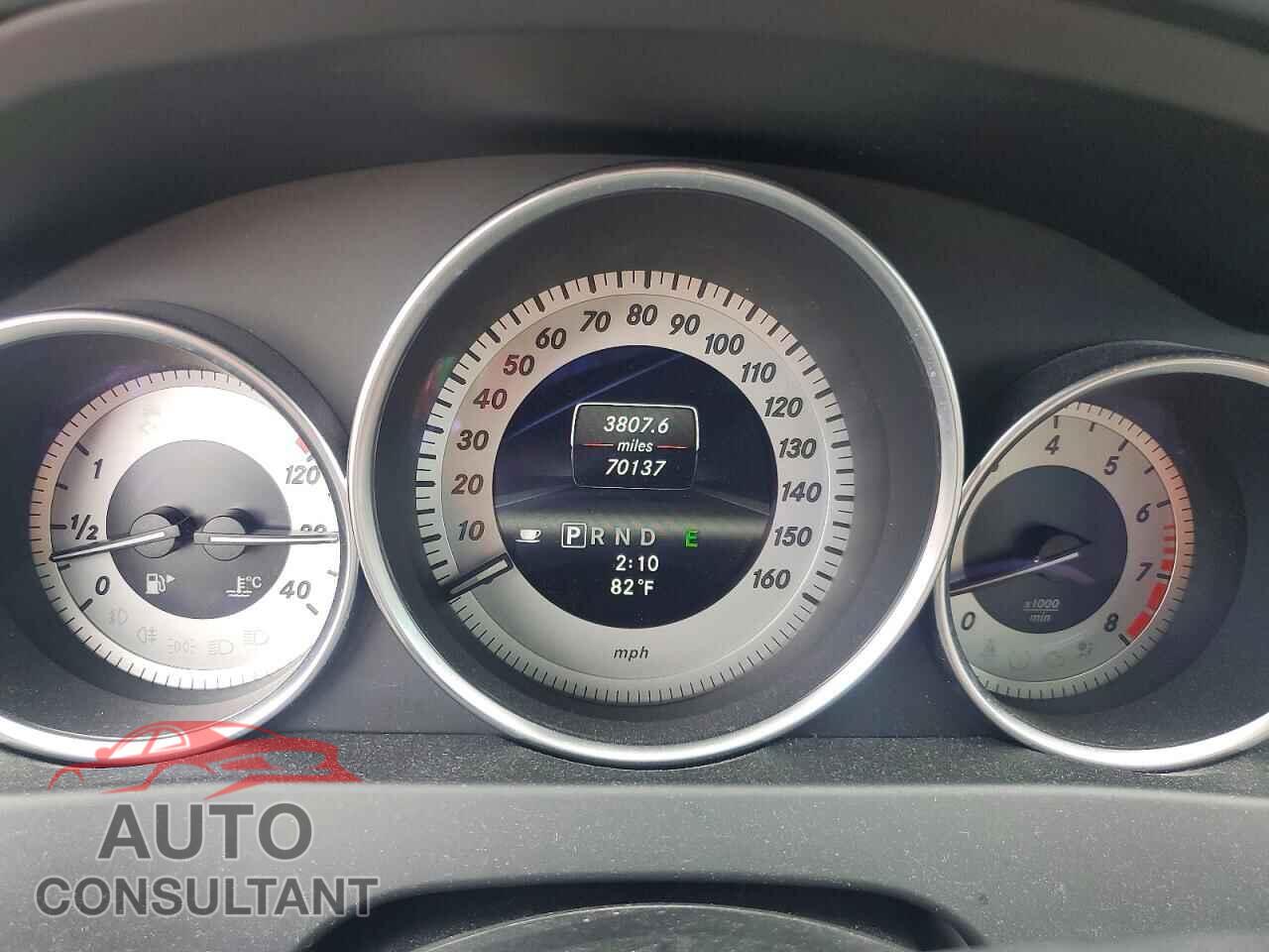 MERCEDES-BENZ C-CLASS 2013 - WDDGF4HB1DR277452