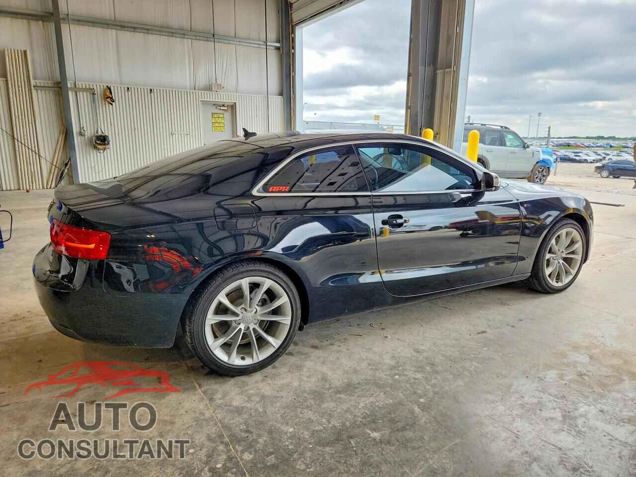 AUDI A5 2013 - WAUCFAFR4DA077801