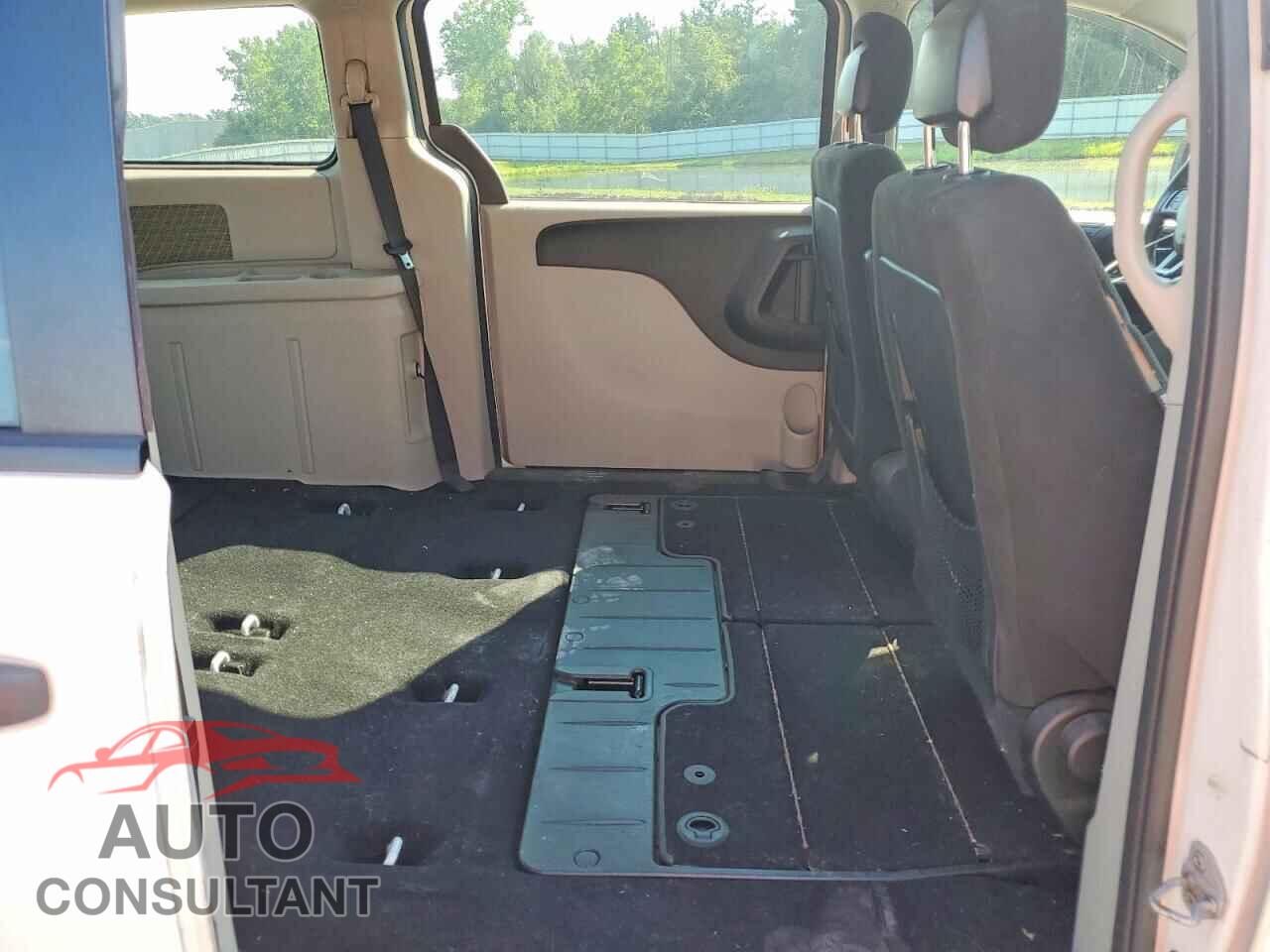 DODGE CARAVAN 2013 - 2C4RDGBG8DR652570