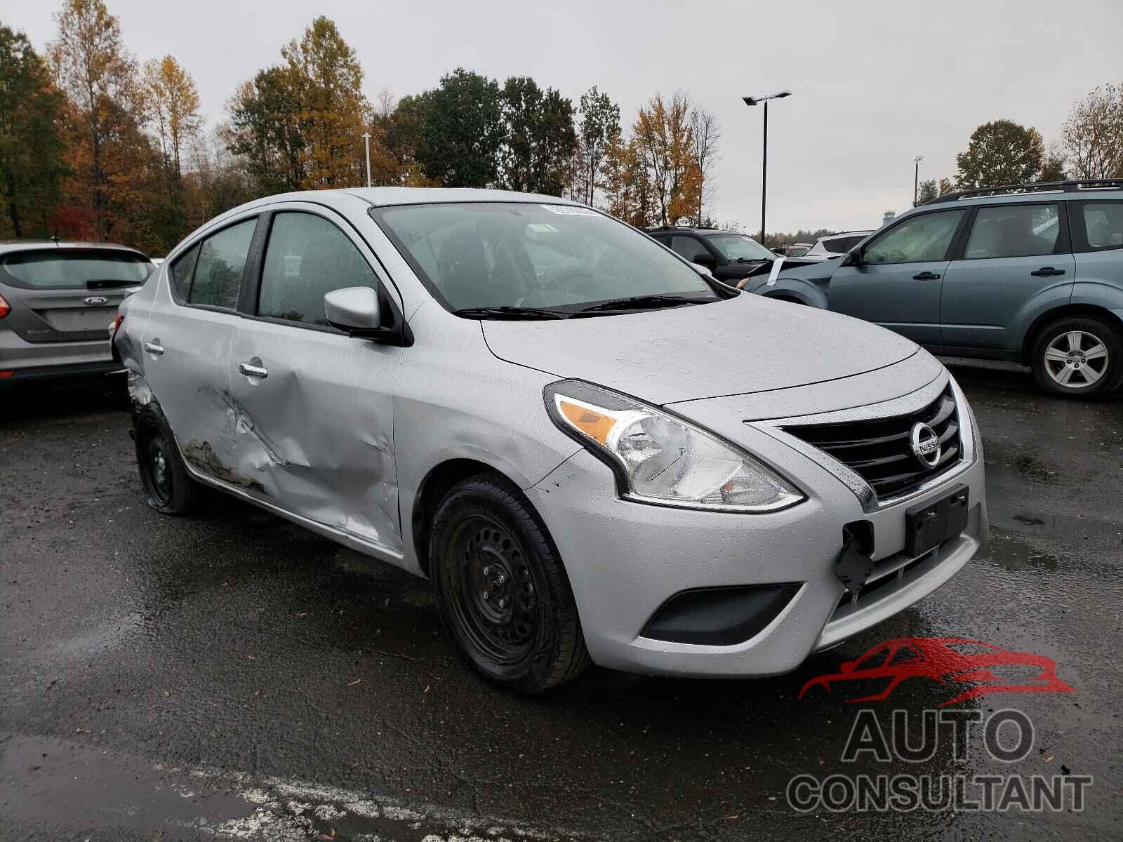 NISSAN VERSA 2019 - 3N1CN7AP3KL855058