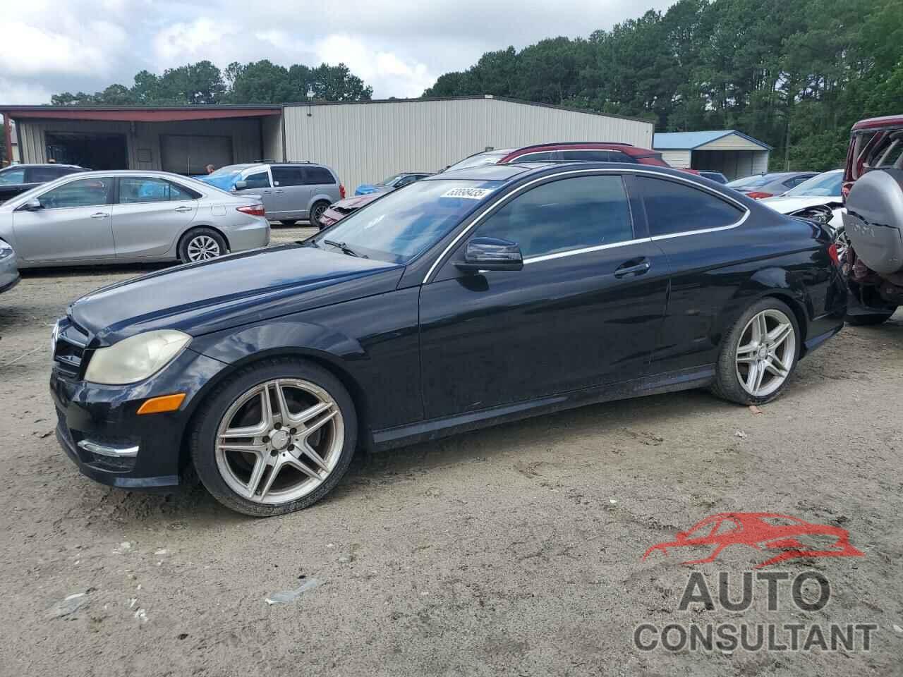 MERCEDES-BENZ C-CLASS 2015 - WDDGJ4HB2FG410619