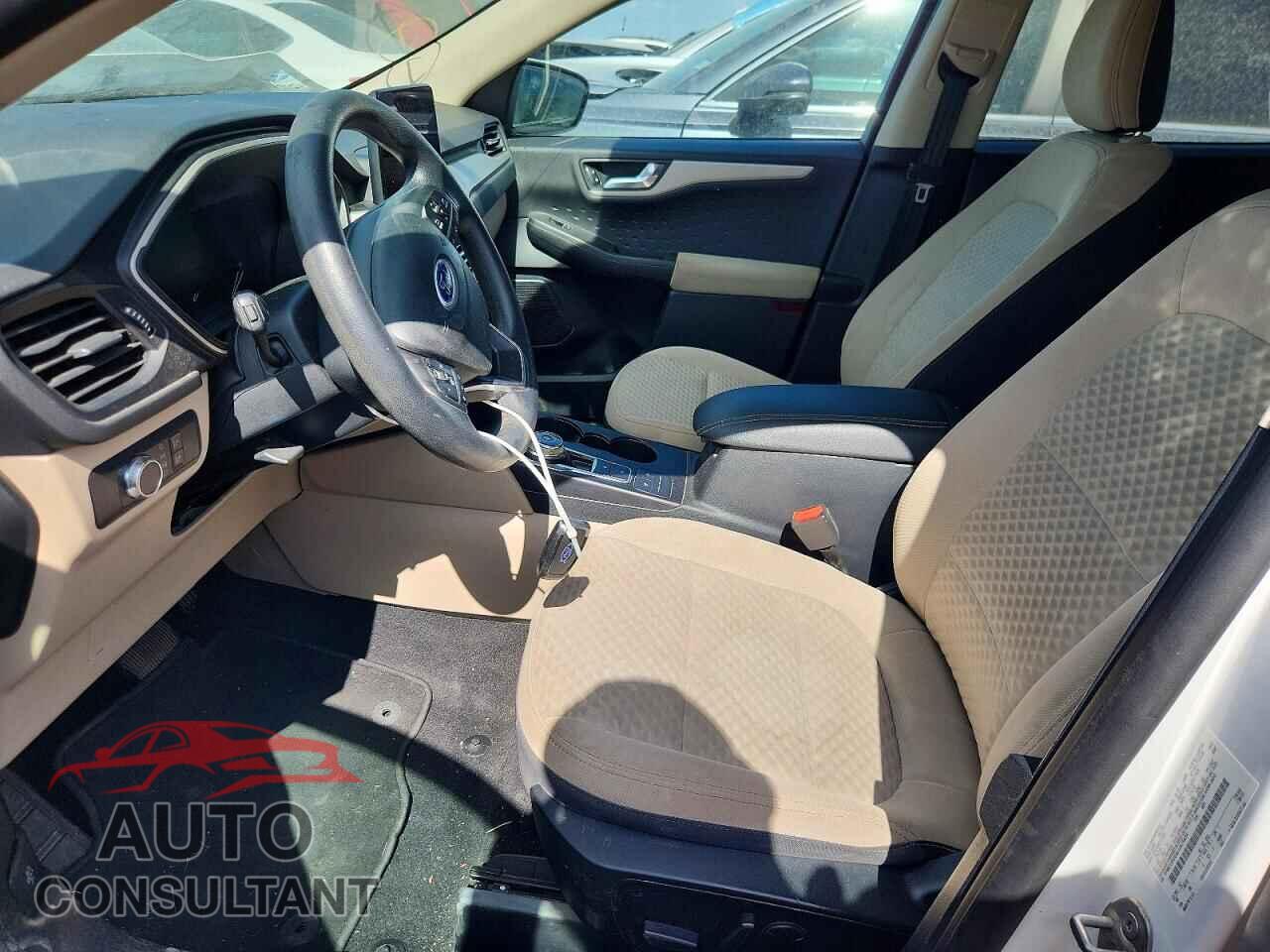 FORD ESCAPE 2020 - 1FMCU0G64LUA75434