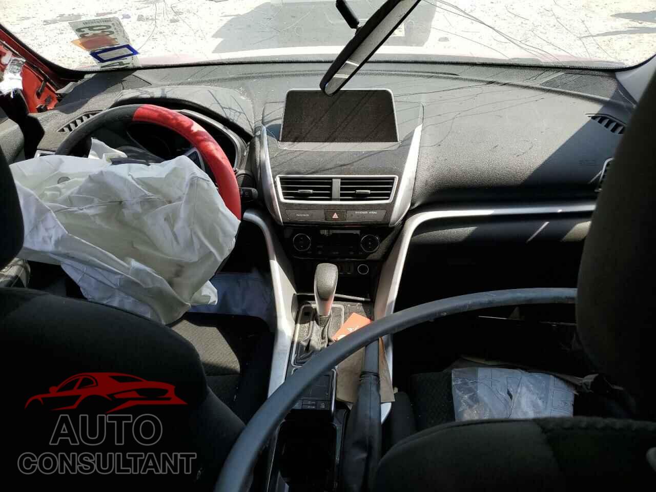 MITSUBISHI ECLIPSE 2018 - JA4AT4AAXJZ050731