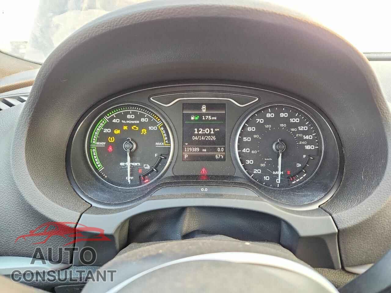 AUDI A3 2017 - WAUUPBFF8HA042066