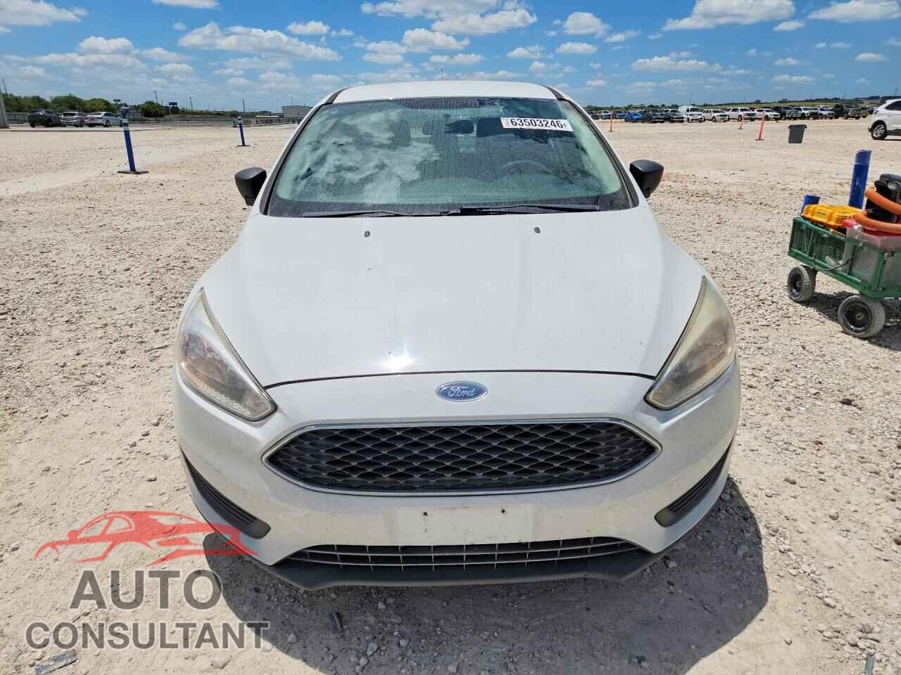 FORD FOCUS 2018 - 1FADP3E26JL230964