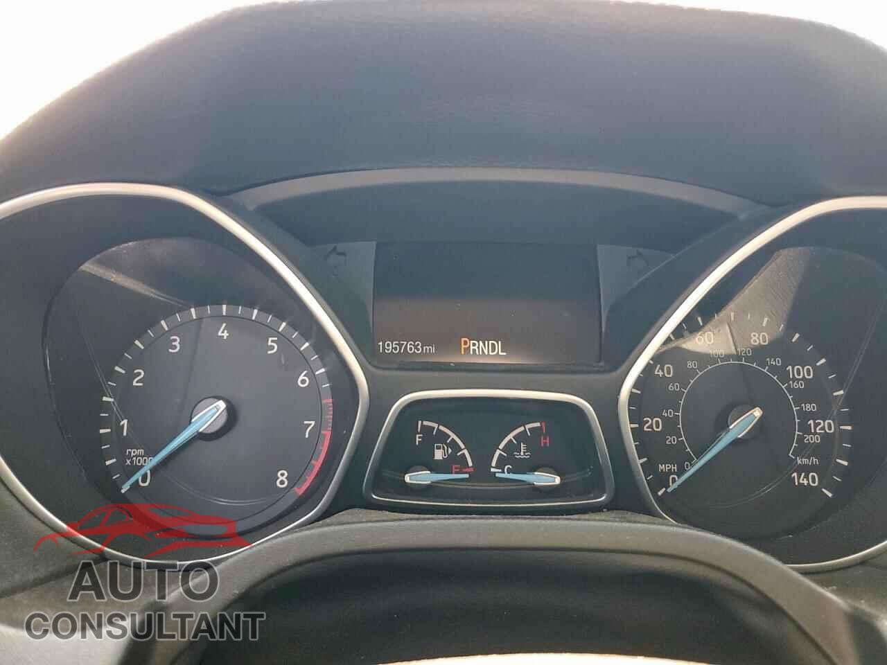 FORD FOCUS 2015 - 1FADP3F29FL219981