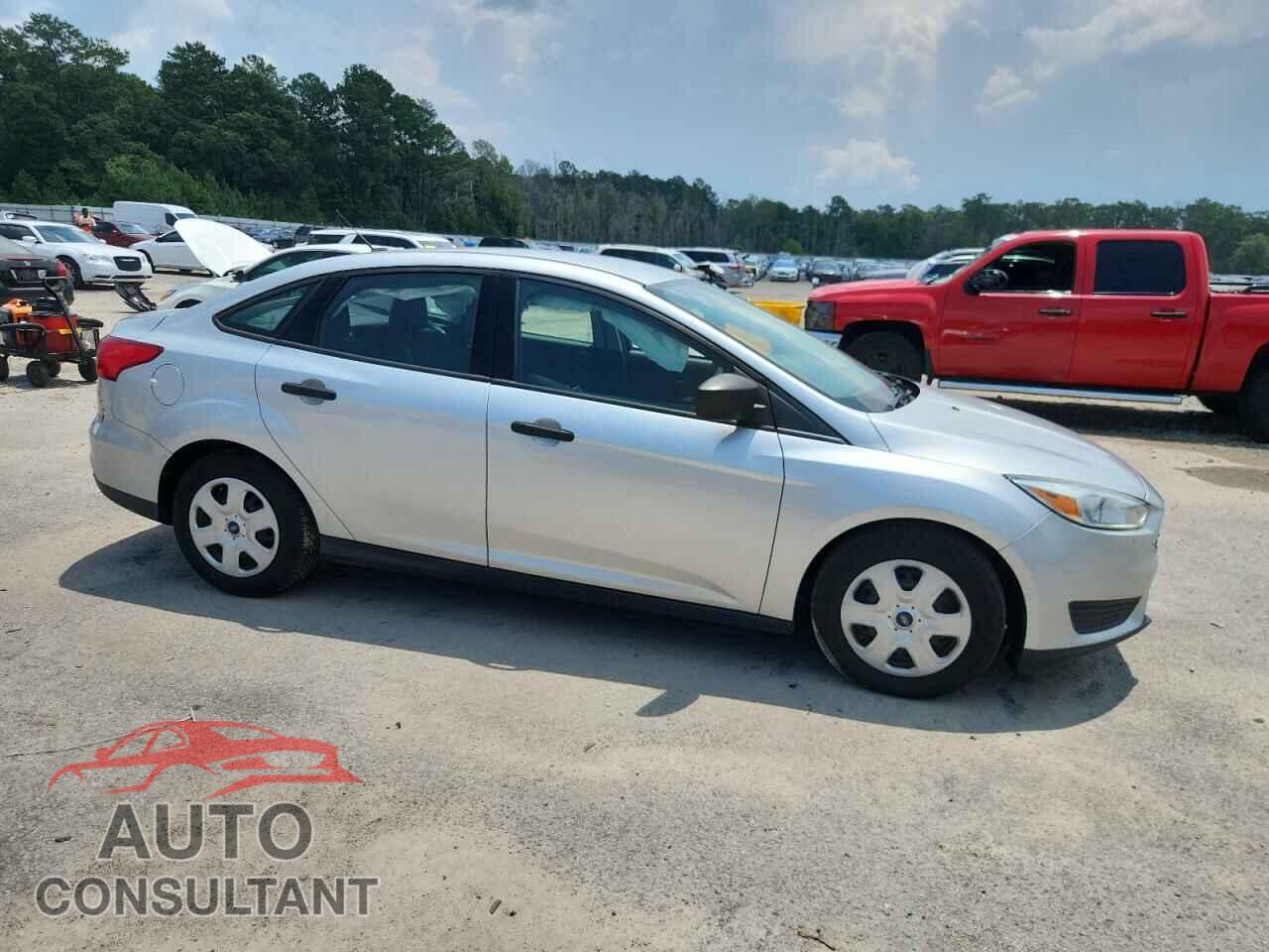 FORD FOCUS 2018 - 1FADP3E26JL297449