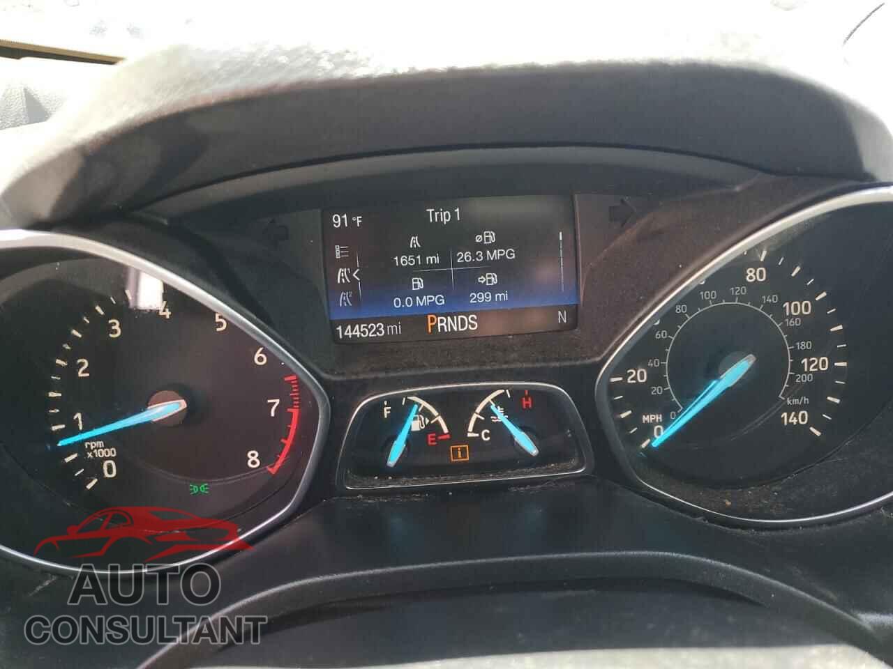FORD ESCAPE 2017 - 1FMCU0F71HUE01546