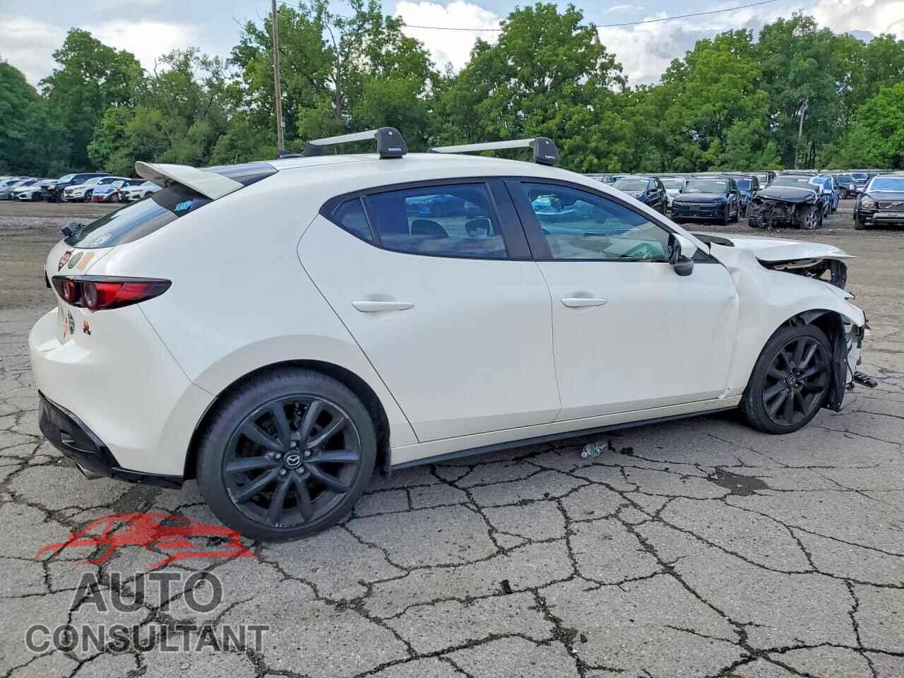 MAZDA 3 2020 - JM1BPBMMXL1159362