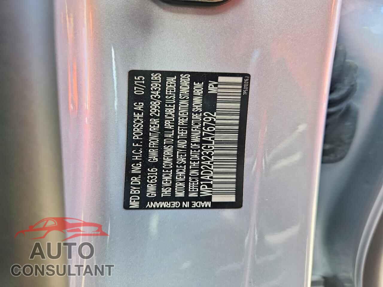 PORSCHE CAYENNE 2016 - WP1AD2A23GLA76792