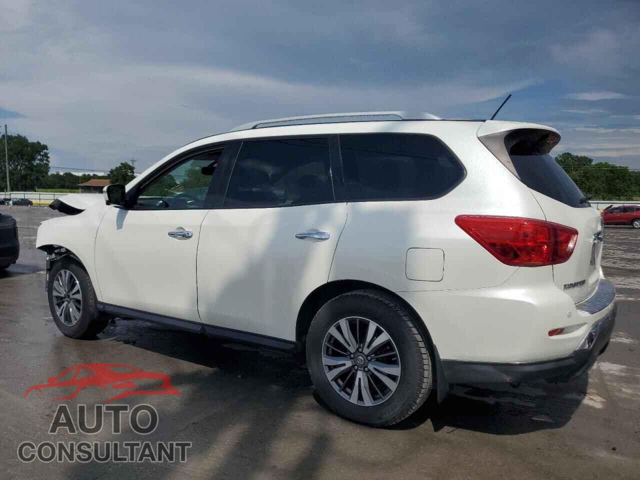NISSAN PATHFINDER 2017 - 5N1DR2MM1HC908138