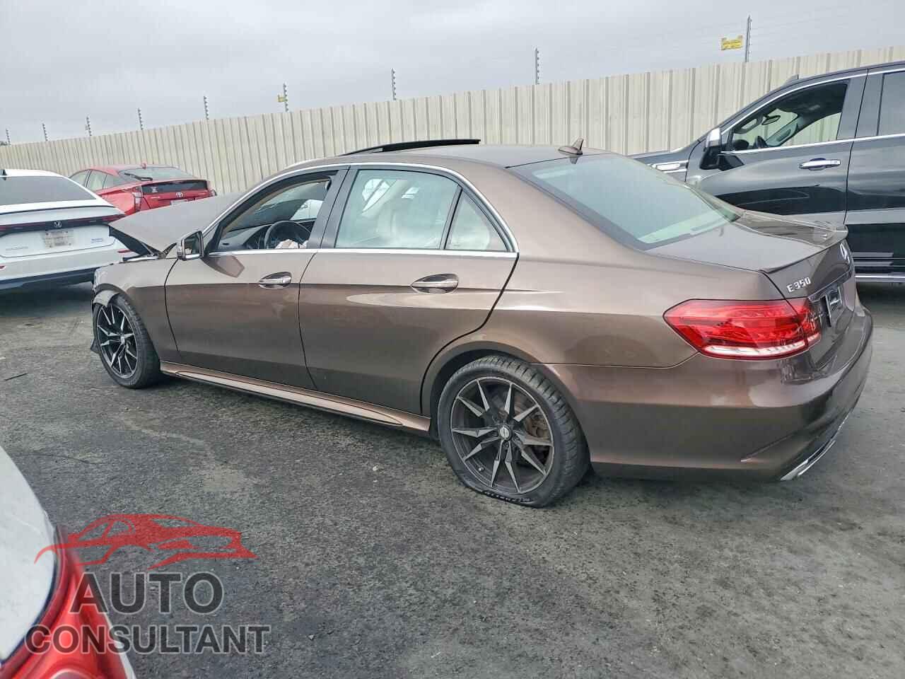 MERCEDES-BENZ E-CLASS 2014 - WDDHF5KB0EA974078
