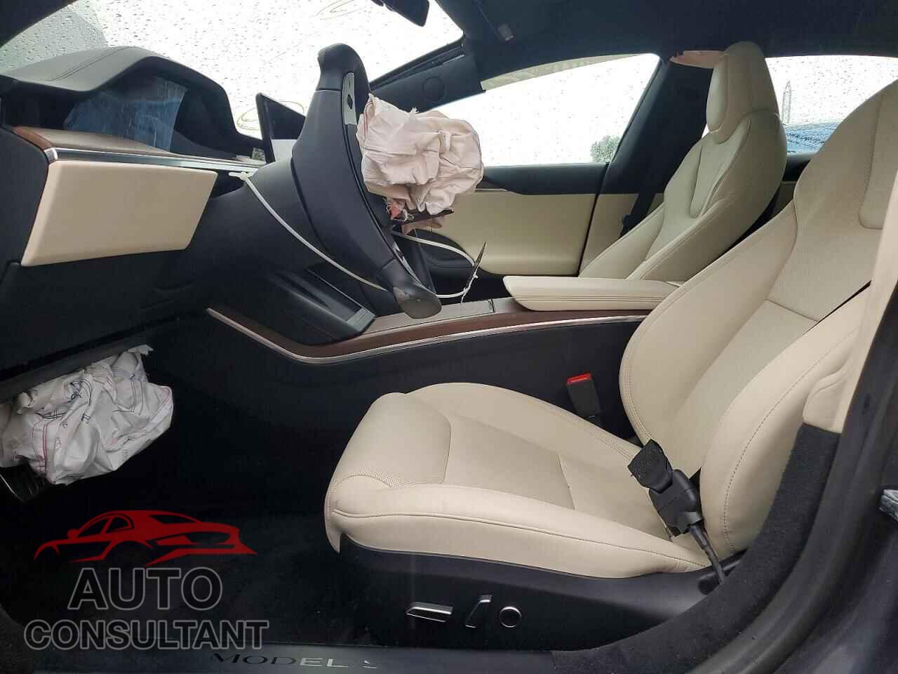 TESLA MODEL S 2022 - 5YJSA1E54NF470234