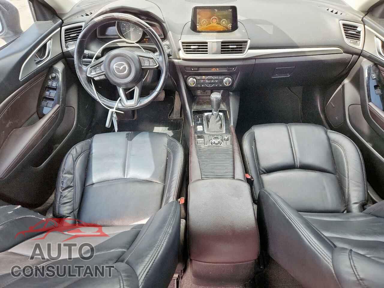 MAZDA 3 2017 - 3MZBN1V73HM104025