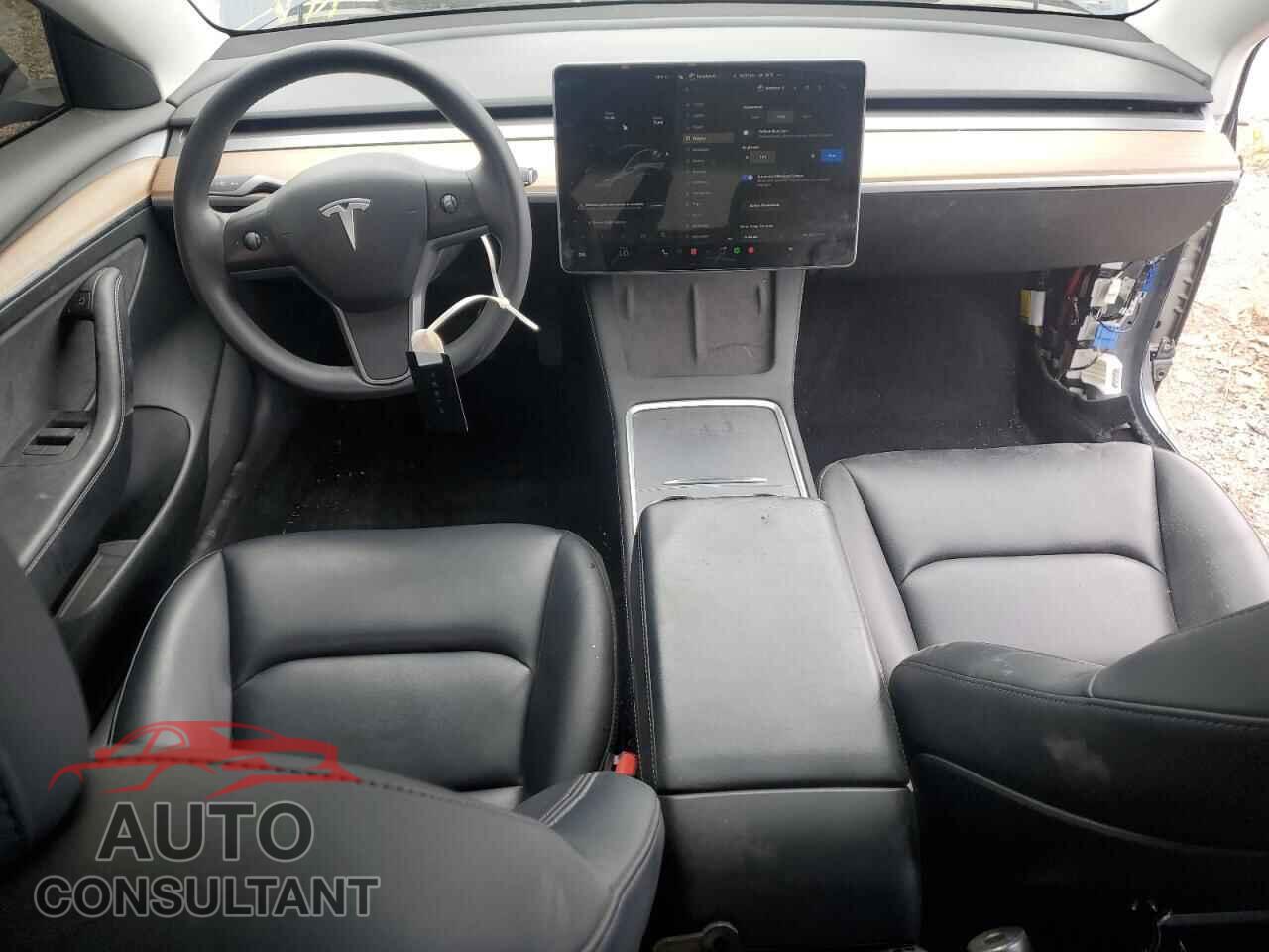 TESLA MODEL 3 2023 - 5YJ3E1EA5PF403456