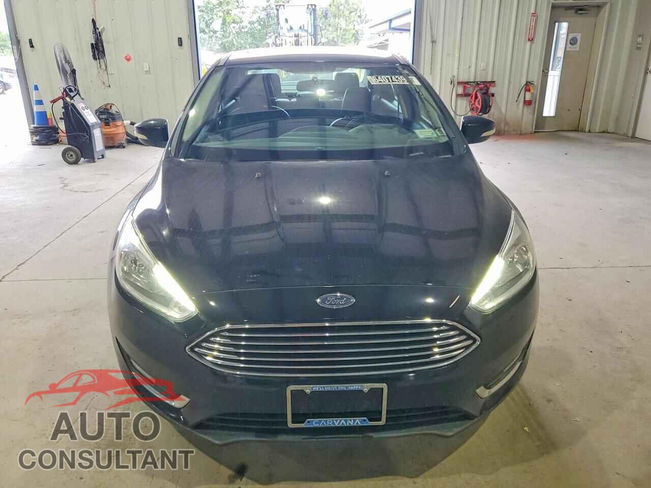 FORD FOCUS 2018 - 1FADP3J20JL273394