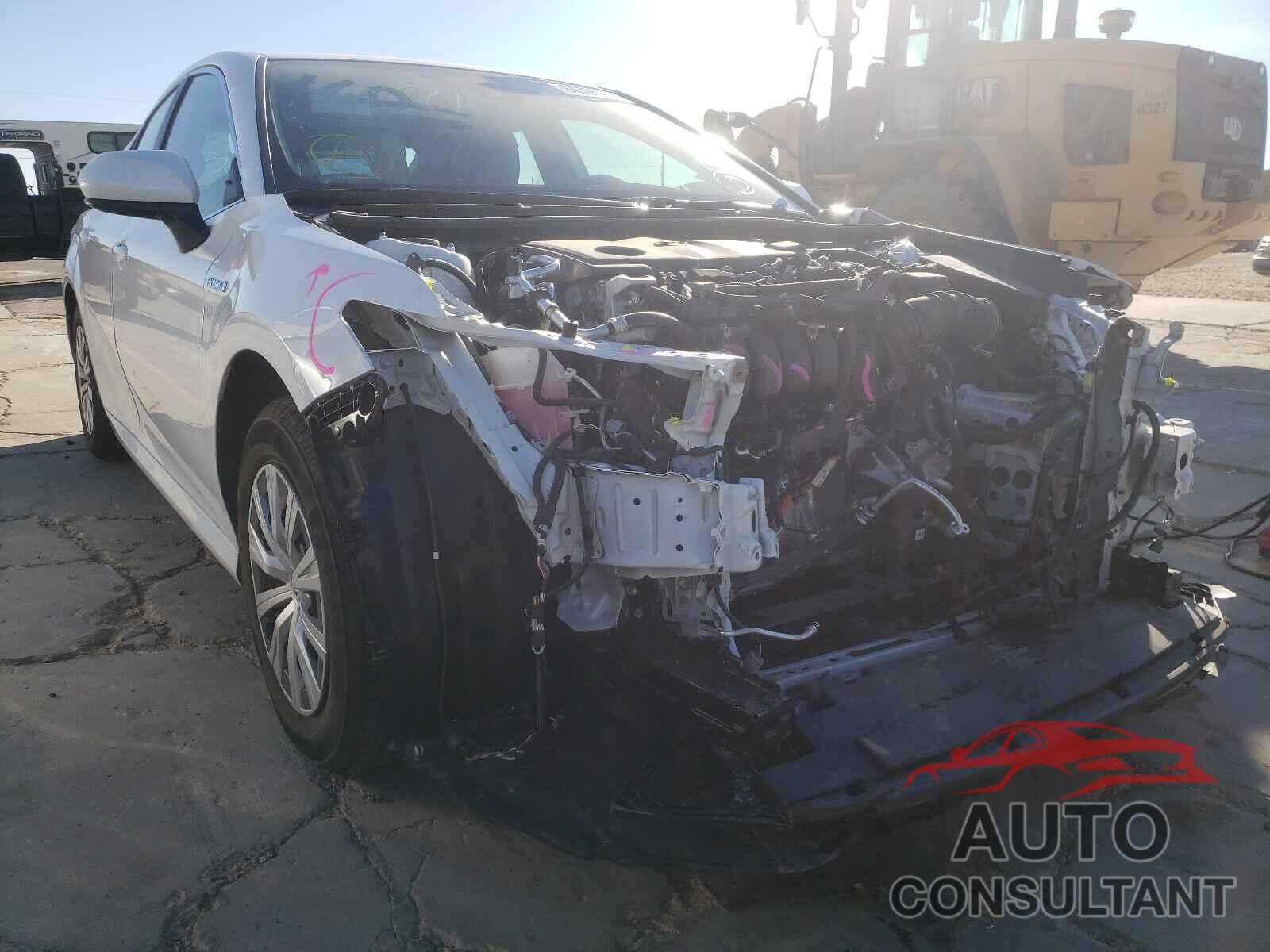 TOYOTA CAMRY 2021 - 4T1C31AKXMU550472