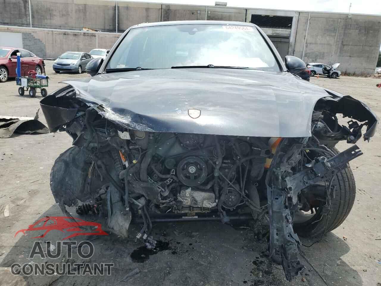 PORSCHE CAYENNE 2018 - WP1AC2A25JLA85259