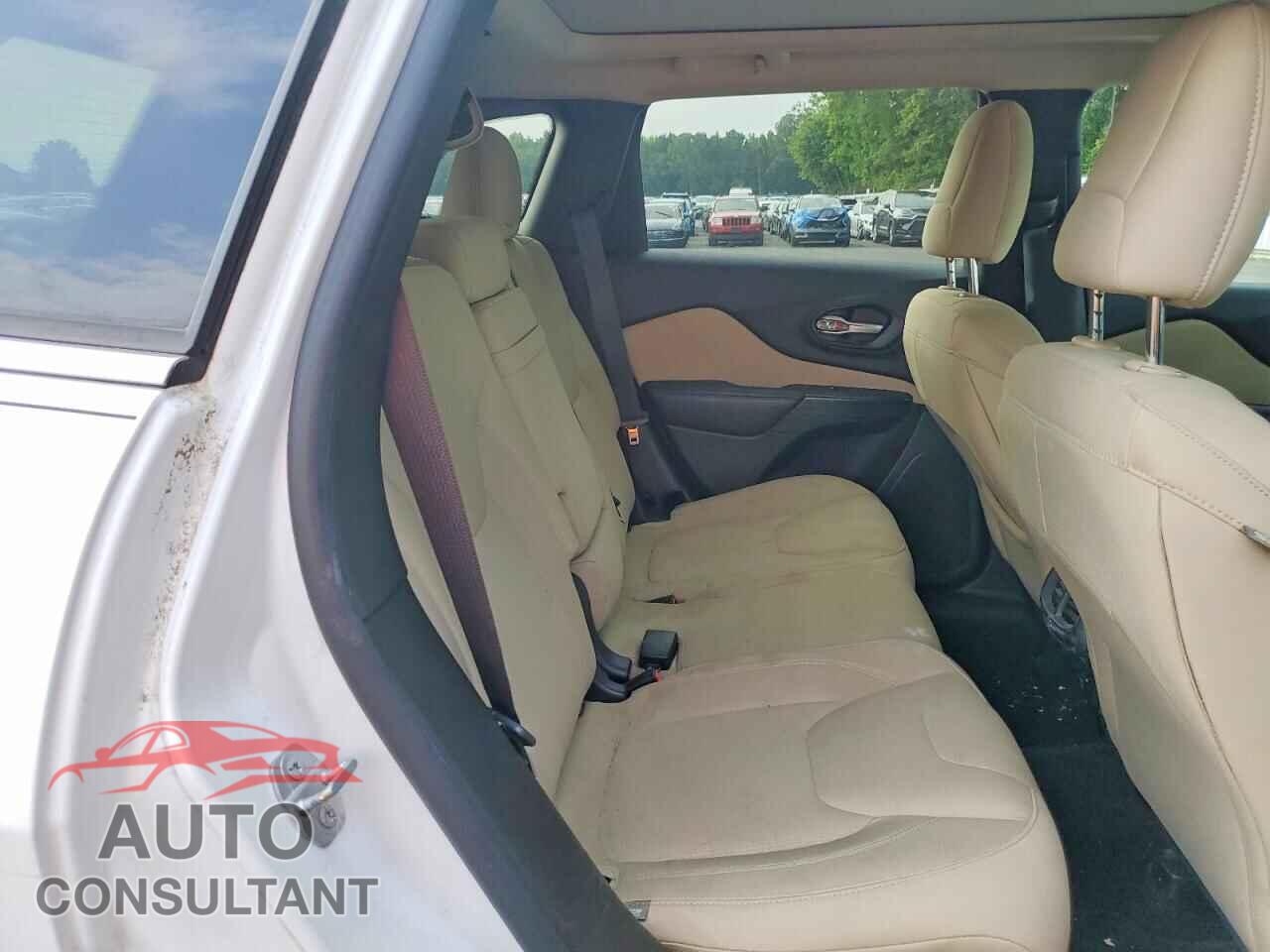JEEP CHEROKEE 2015 - 1C4PJMCS7FW642012