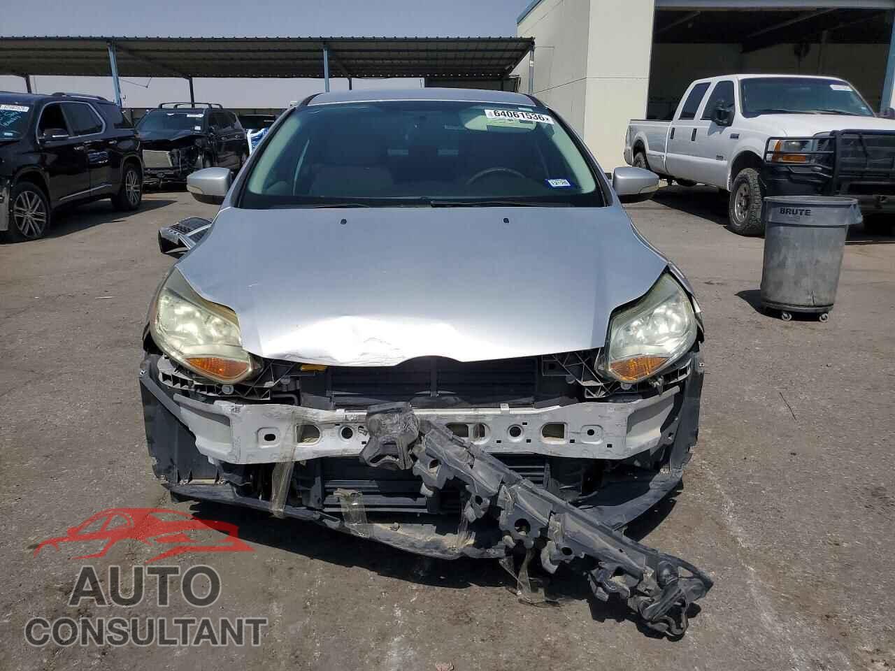 FORD FOCUS 2014 - 1FADP3F27EL110305