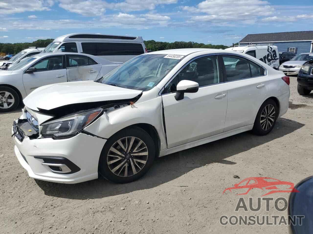 SUBARU LEGACY 2019 - 4S3BNAF64K3040305