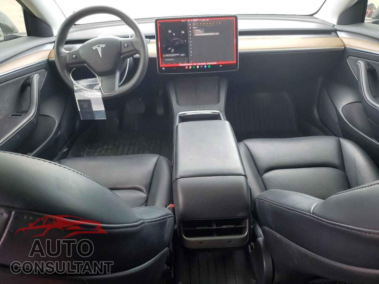 TESLA MODEL 3 2021 - 5YJ3E1EB2MF050470