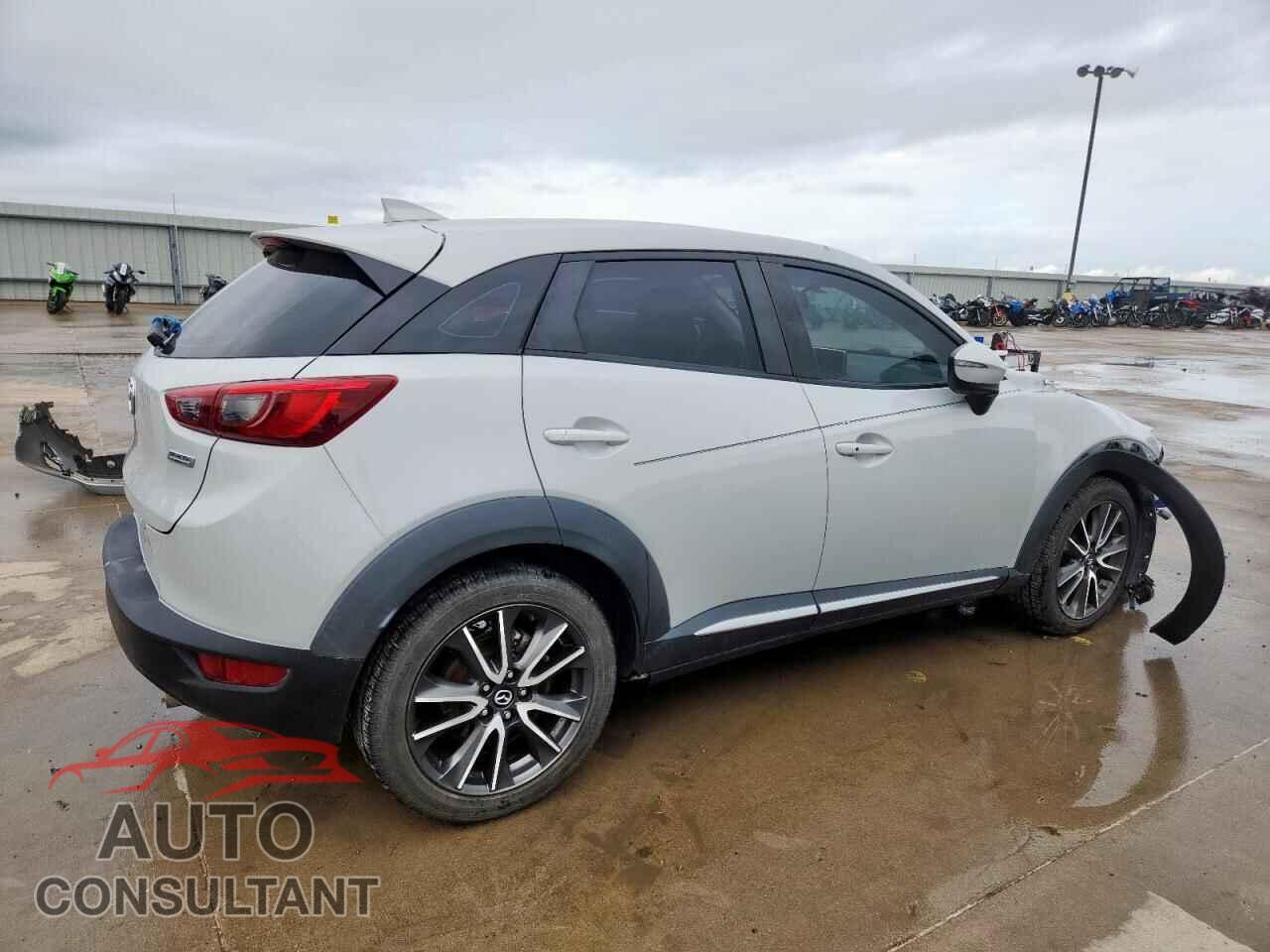 MAZDA CX-3 2017 - JM1DKDD77H0165596
