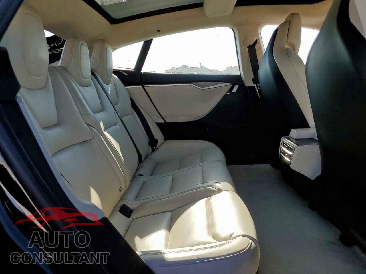 TESLA MODEL S 2017 - 5YJSA1E23HF233633