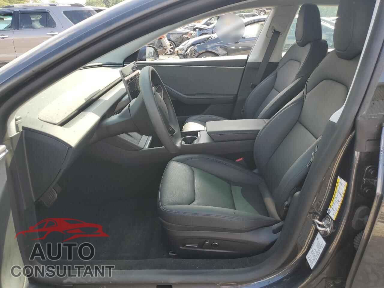 TESLA MODEL 3 2024 - 5YJ3E1EA6RF862403