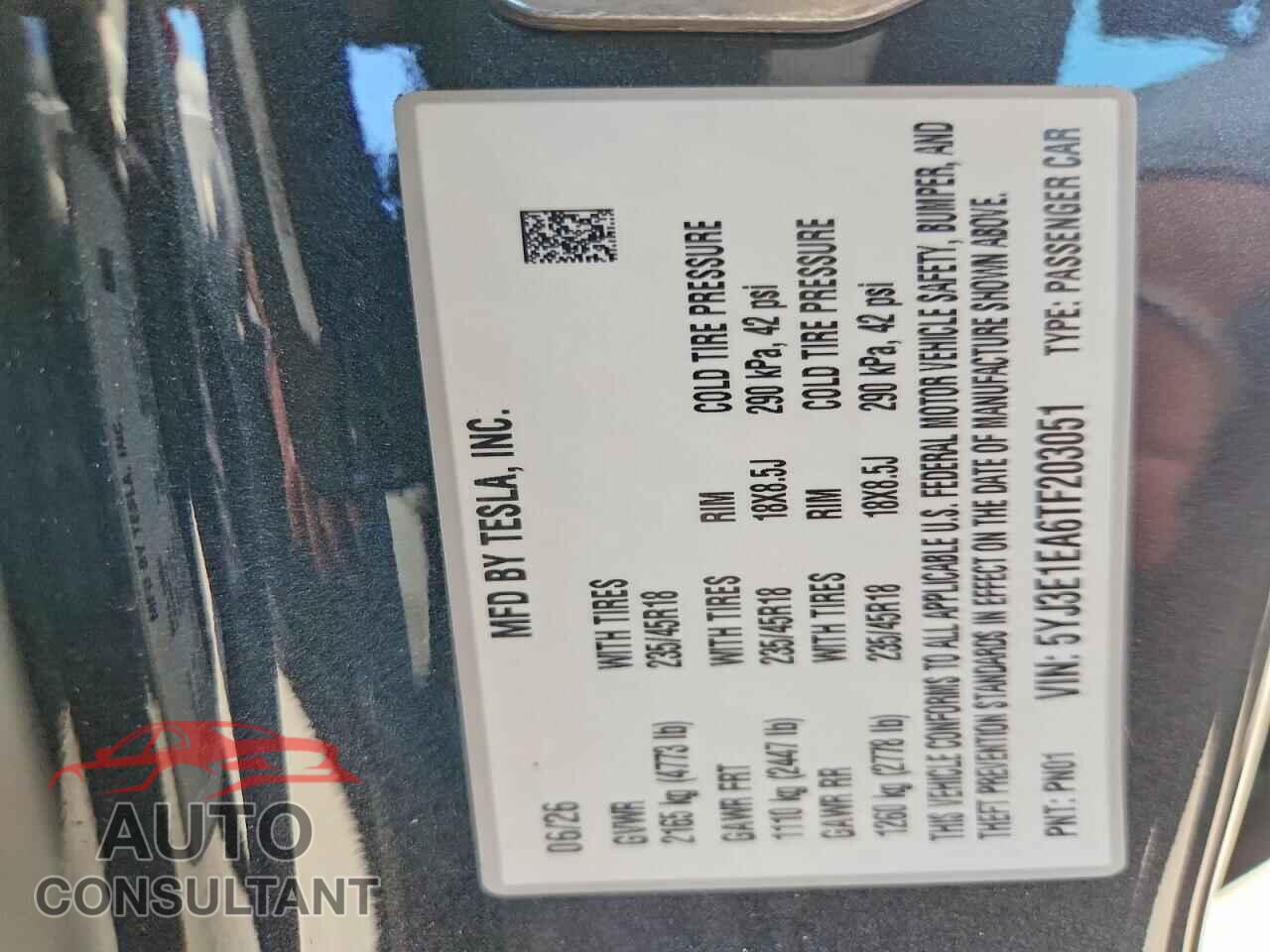 TESLA MODEL 3 2026 - 5YJ3E1EA6TF203051